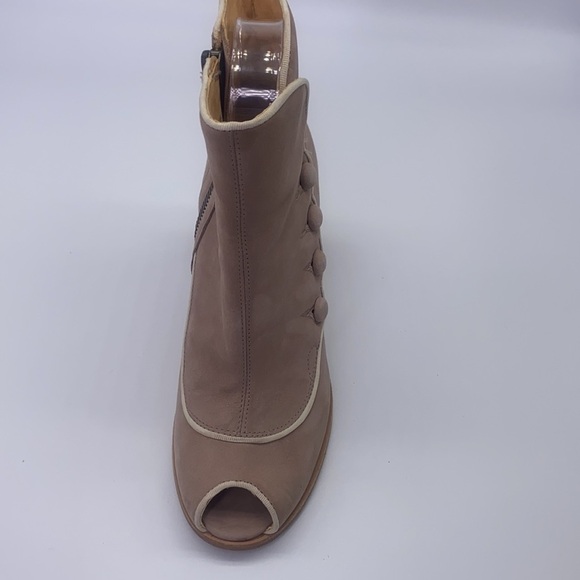 Timberland Boot Company - Marge Peep Toe Bootie Soft Leather Heel Size 6 - Picture 10 of 15